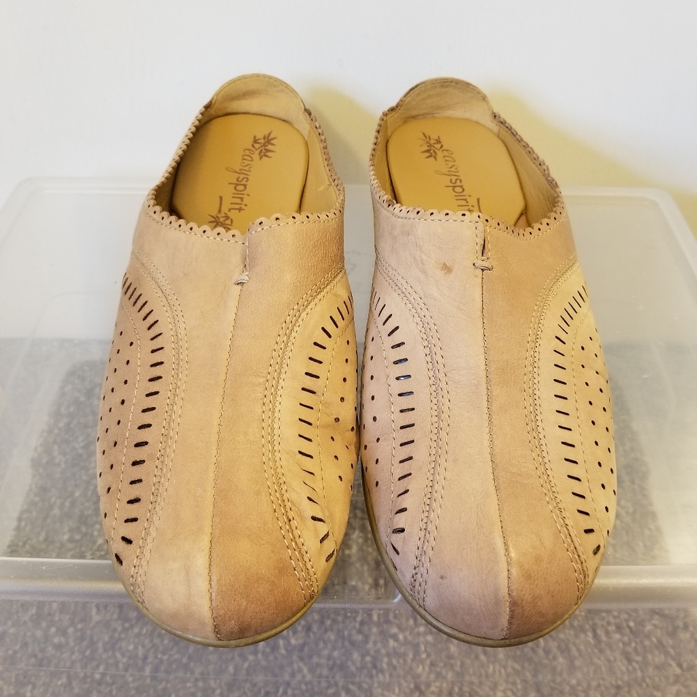 Easy Spirit clogs